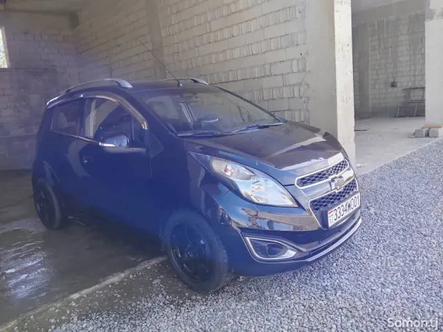 Chevrolet Spark 2014 · 1.3 AT