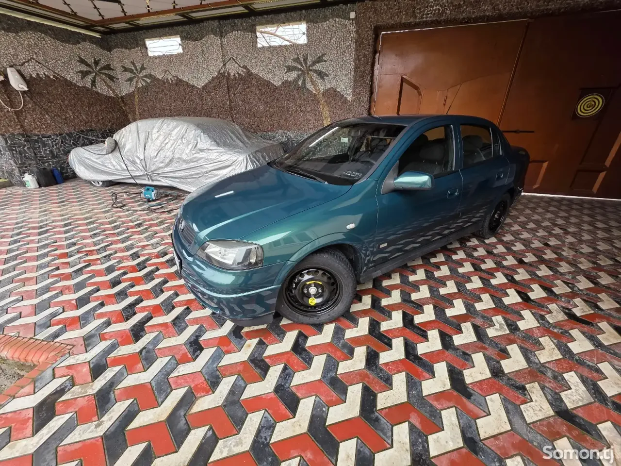 Opel Astra G 2001 · 1.6 MT