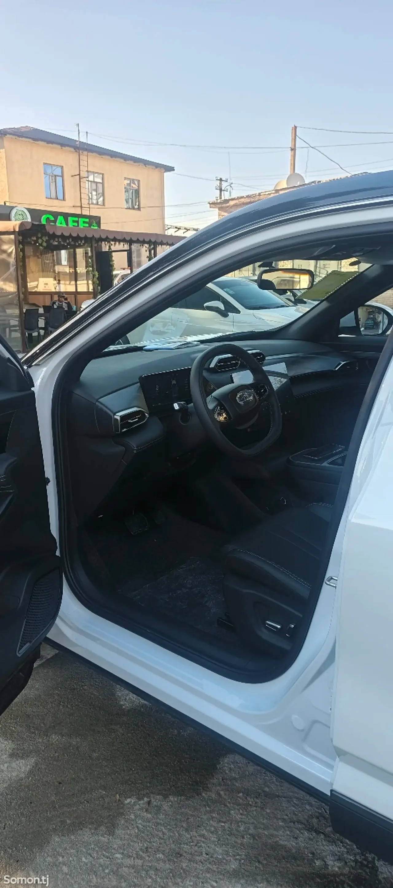 Dongfeng L7 2025 · AT