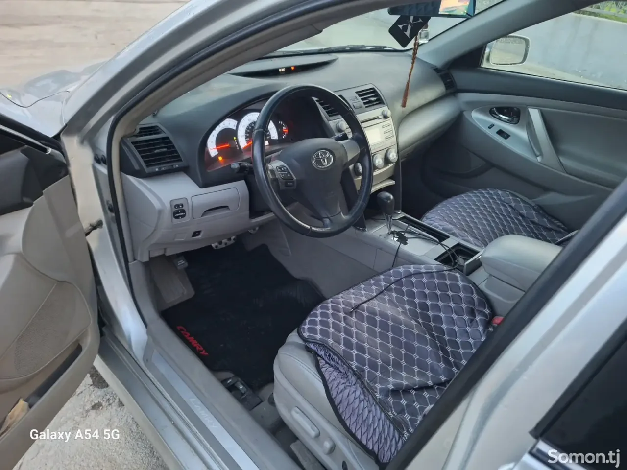 Toyota Camry 2011 · 2.5 AT