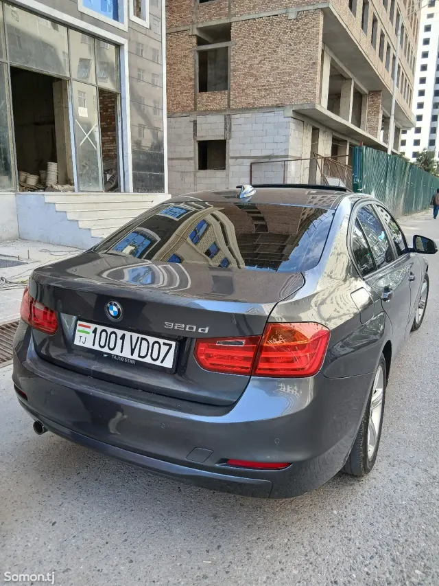 BMW 3 series 2014 · 2.0 AT
