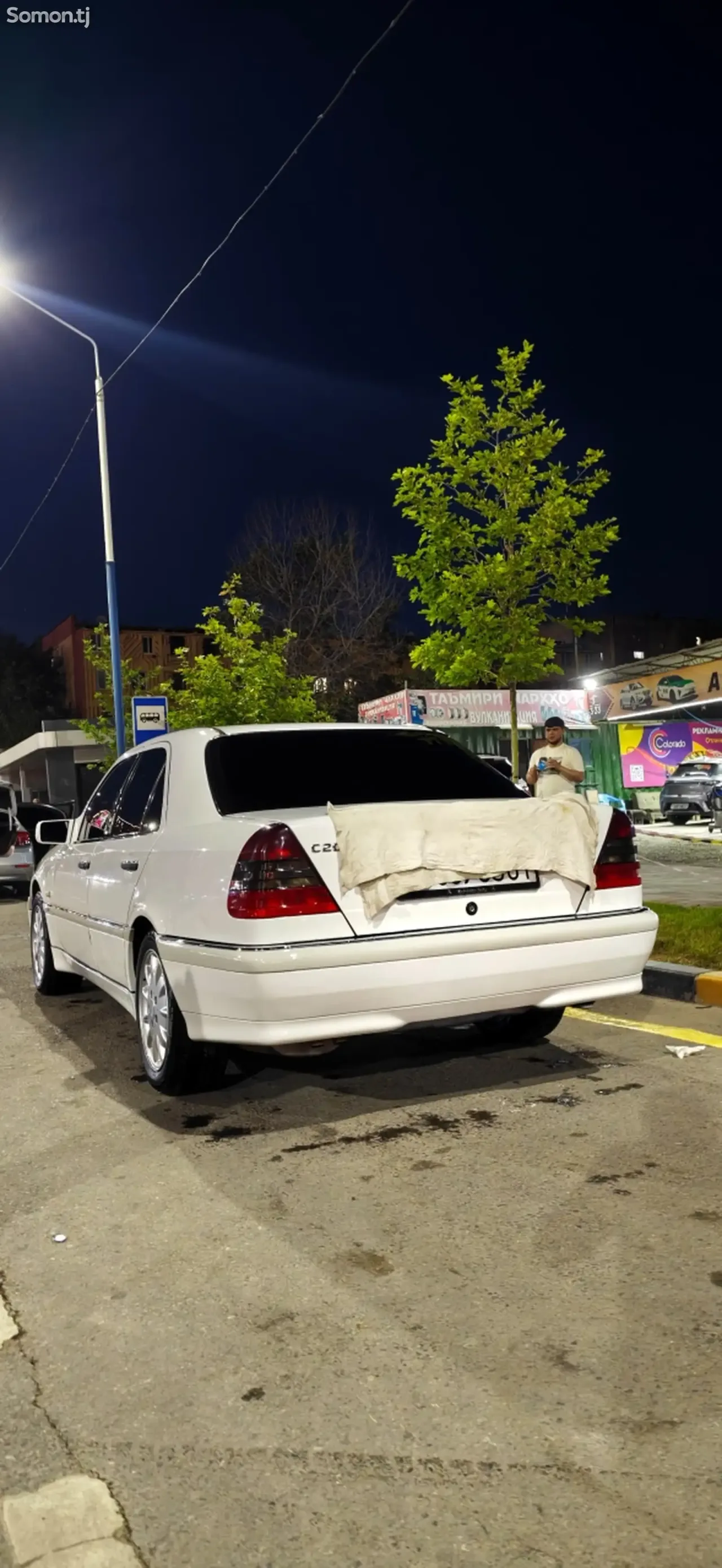 Mercedes-Benz C class 1999 · 2.0 AT