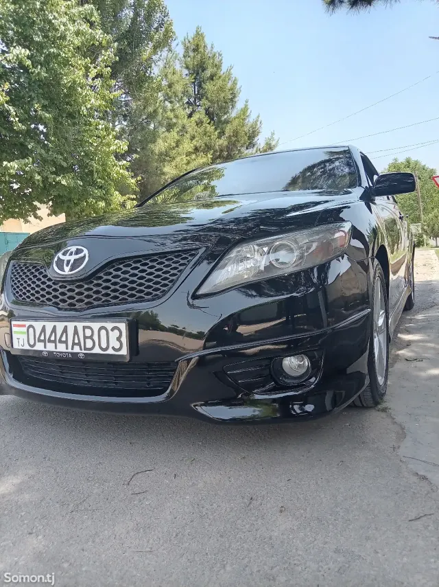 Toyota Camry 2010 · 2.5 AT