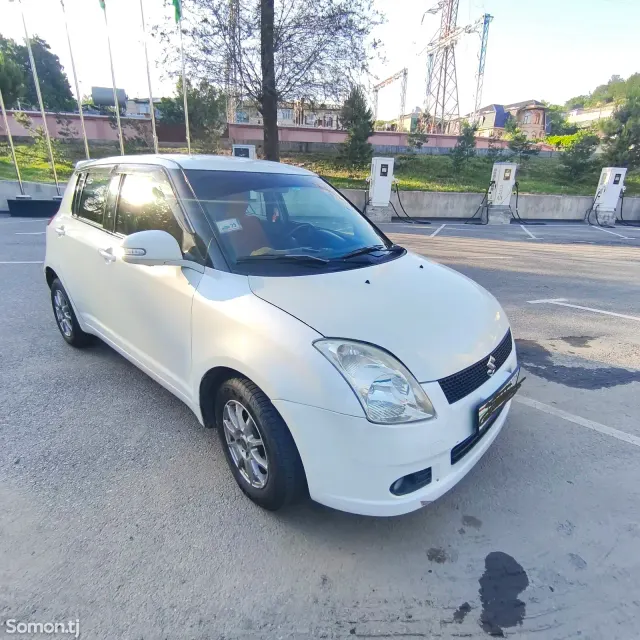 Suzuki Carry 2007 · 1.4 AT