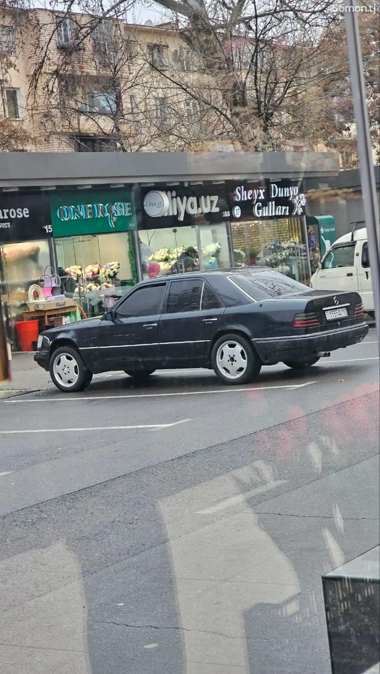 Mercedes-Benz W124 1994 · 2.0 MT