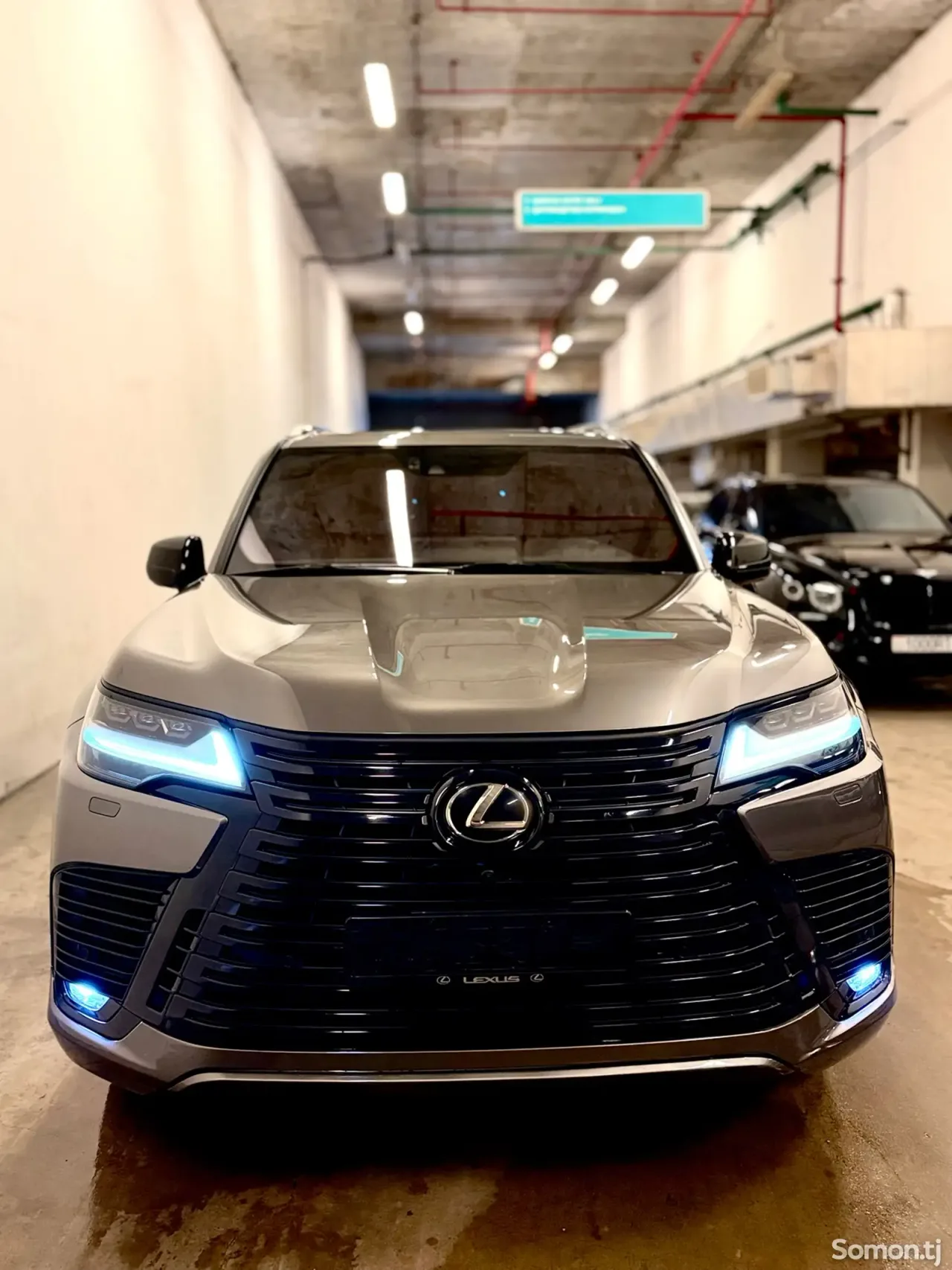 Lexus LX series 2022 · 3.5 AT