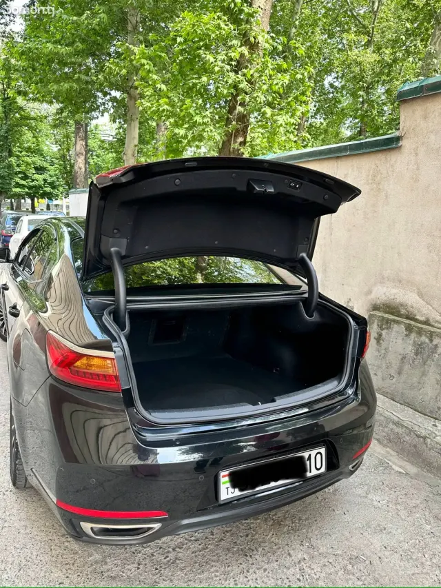 Kia K7 2019 · 2.4 AT