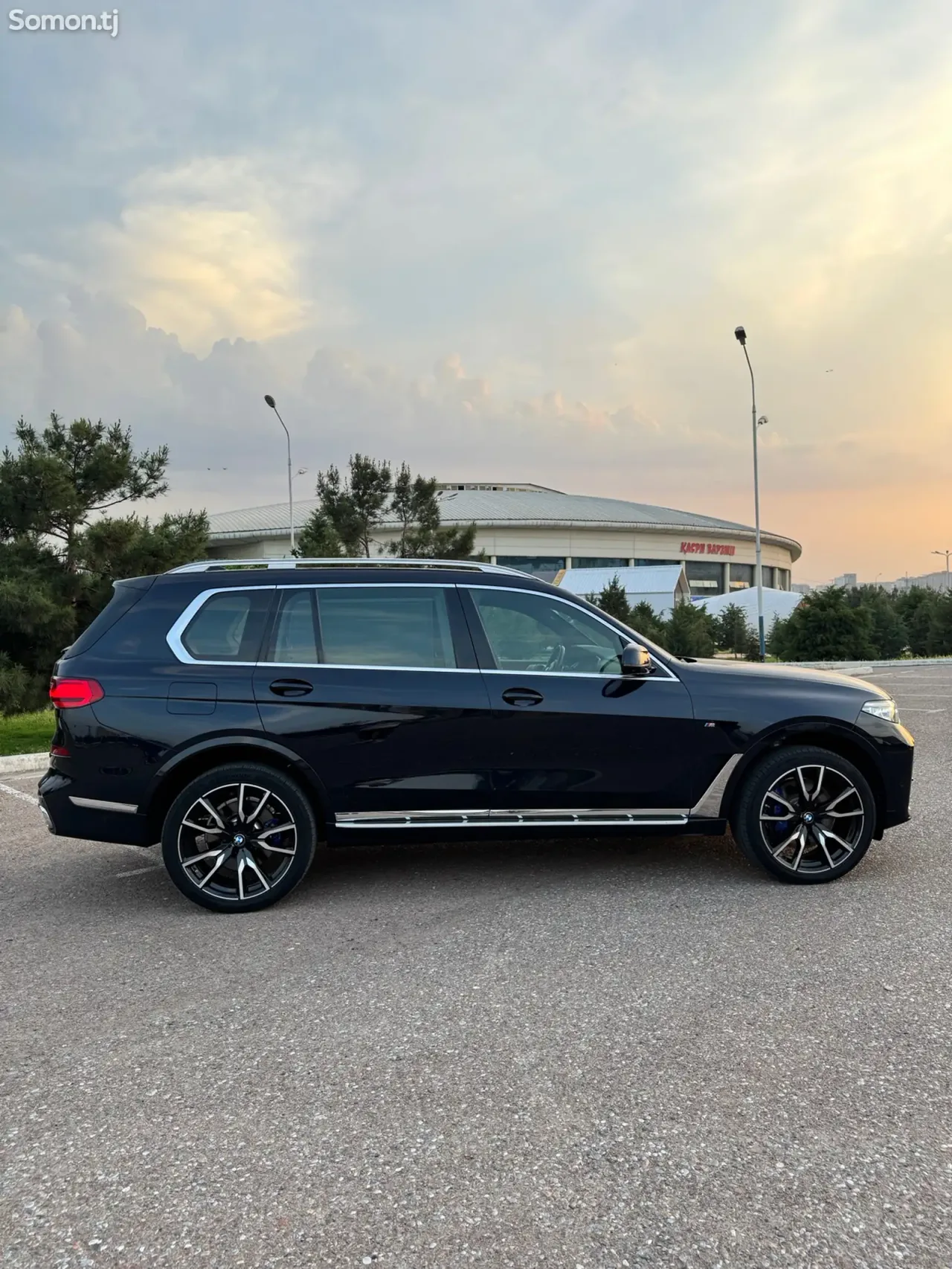 BMW X7 2021 · 4.0 AT