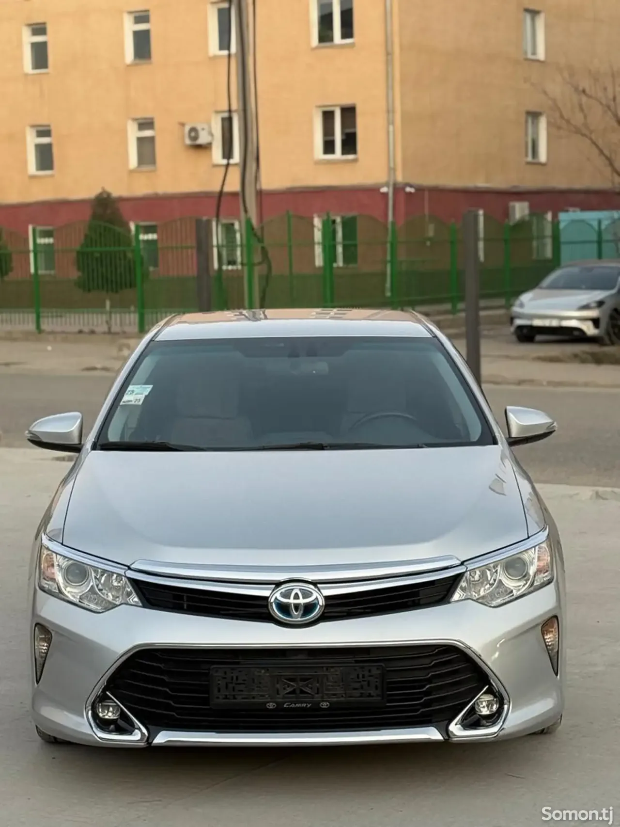 Toyota Camry 2016 · 2.5 AT