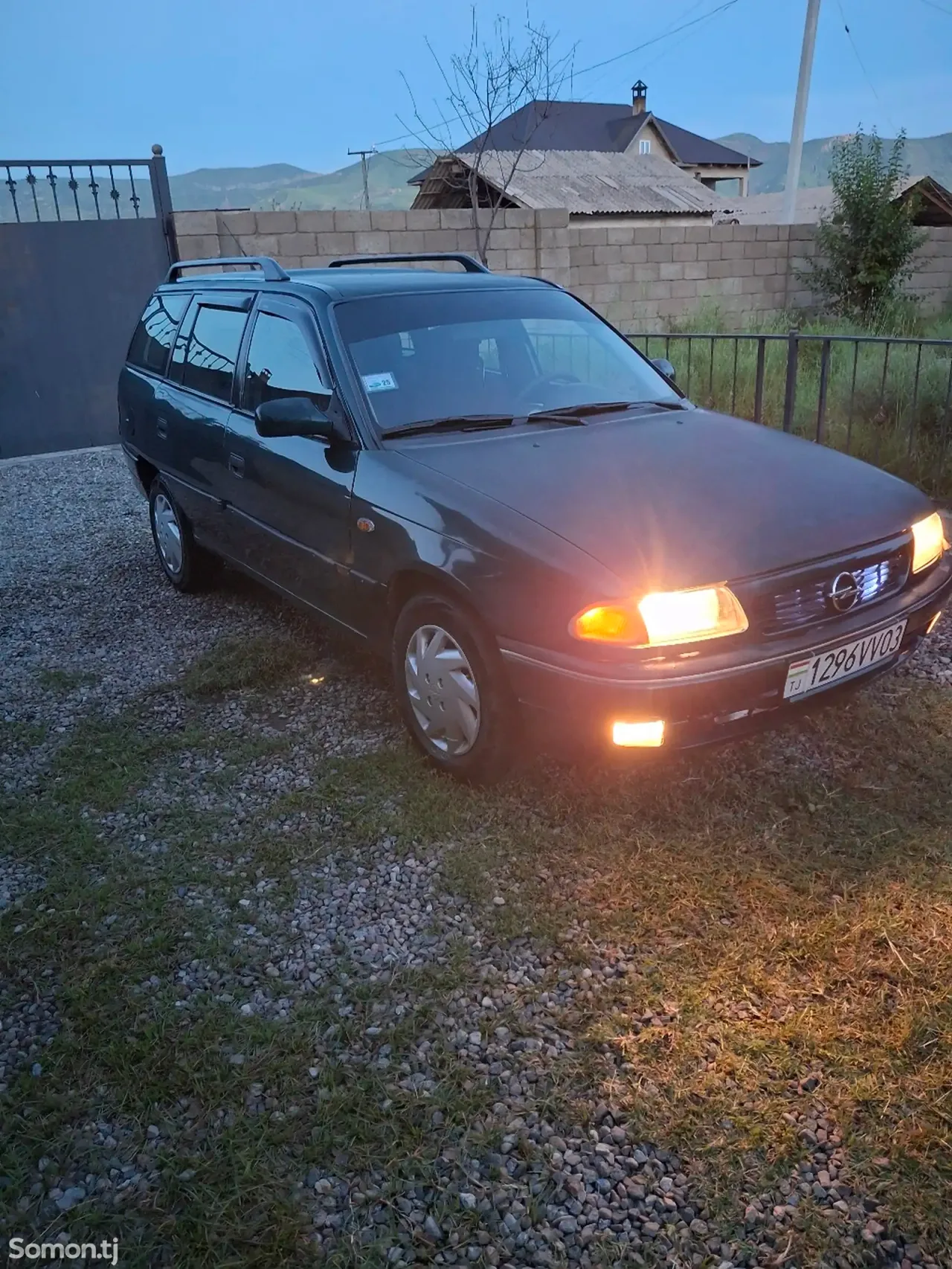 Opel Astra F 1997 · 1.6 MT