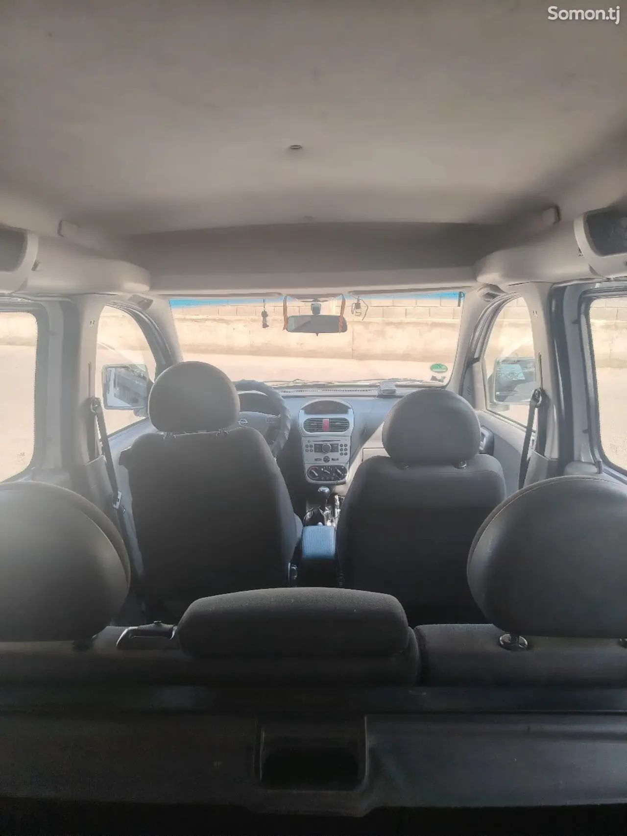 Opel Combo 2010 · 1.3 MT