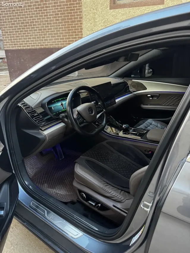 BYD Han EV 2024 · CVT