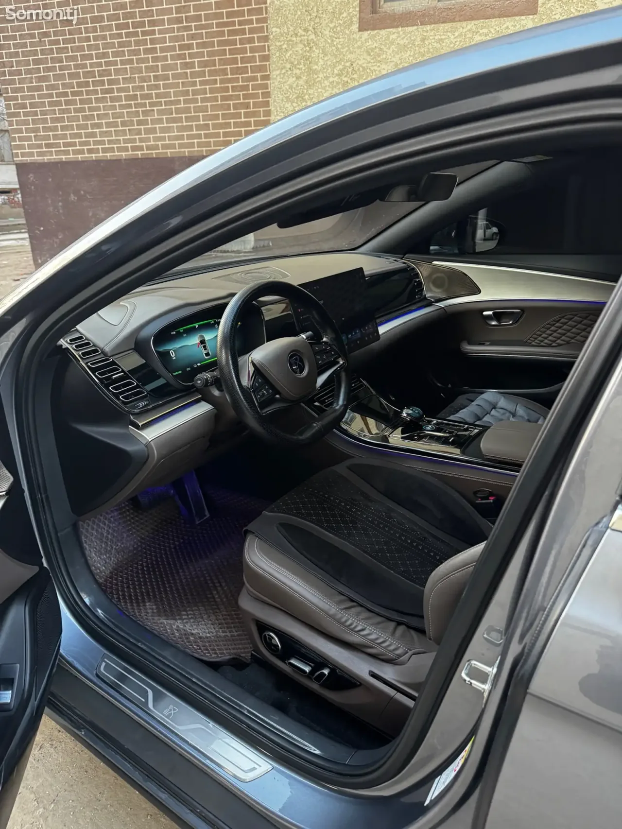BYD Han EV 2024 · CVT