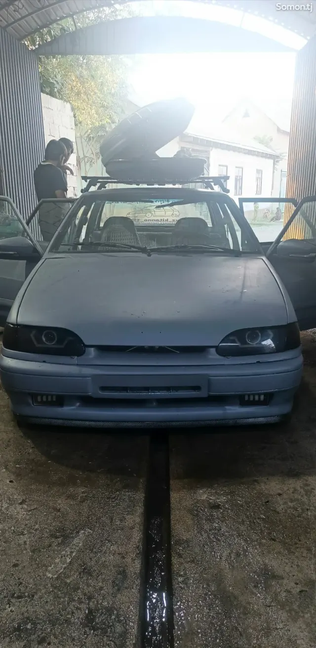 Lada (ВАЗ) 2115 2004 · 1.6 MT