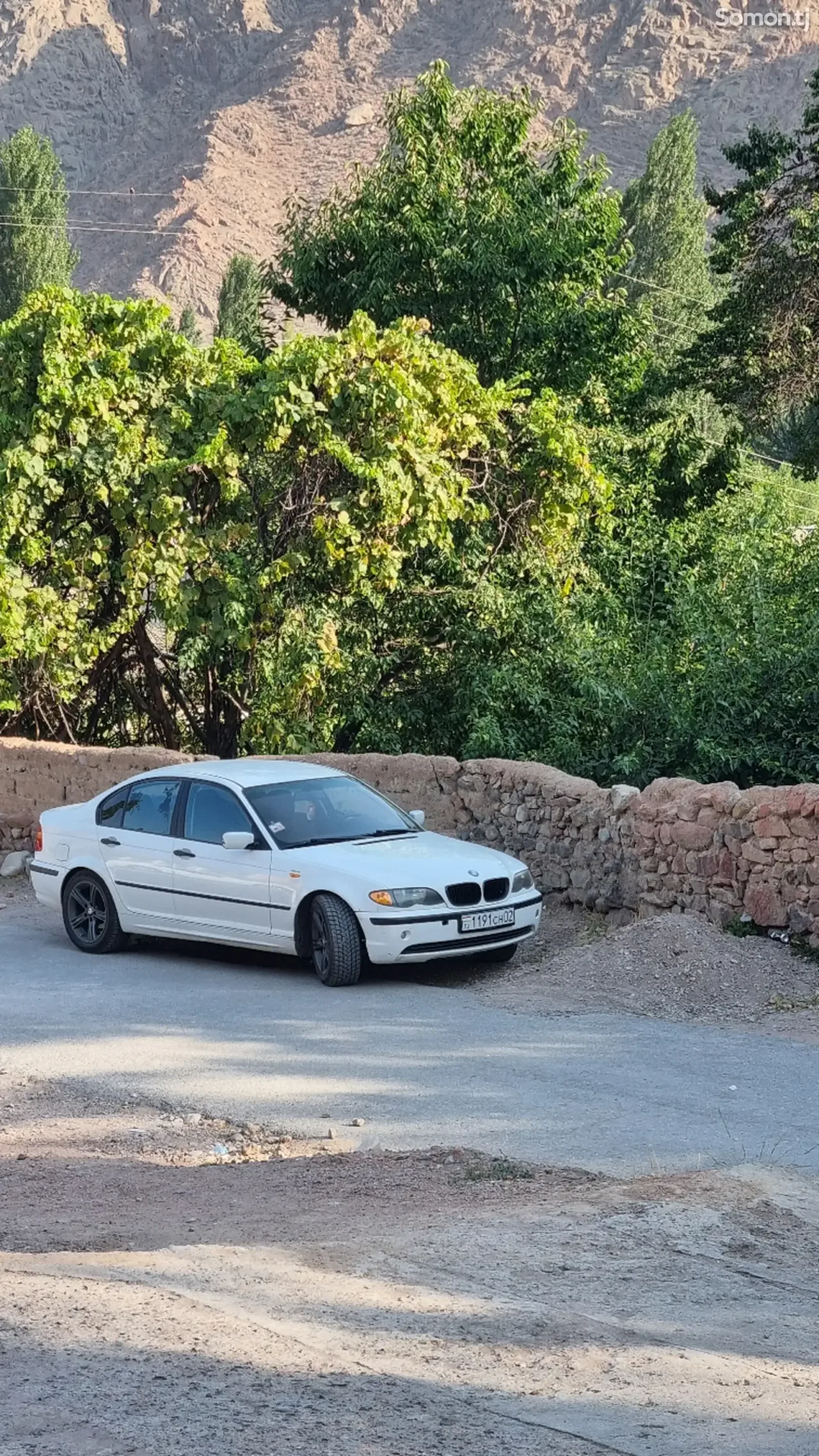 BMW 3 series 2002 · 1.8 MT