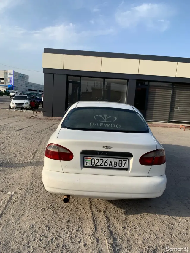 Daewoo Lanos 1997 · 1.6 MT