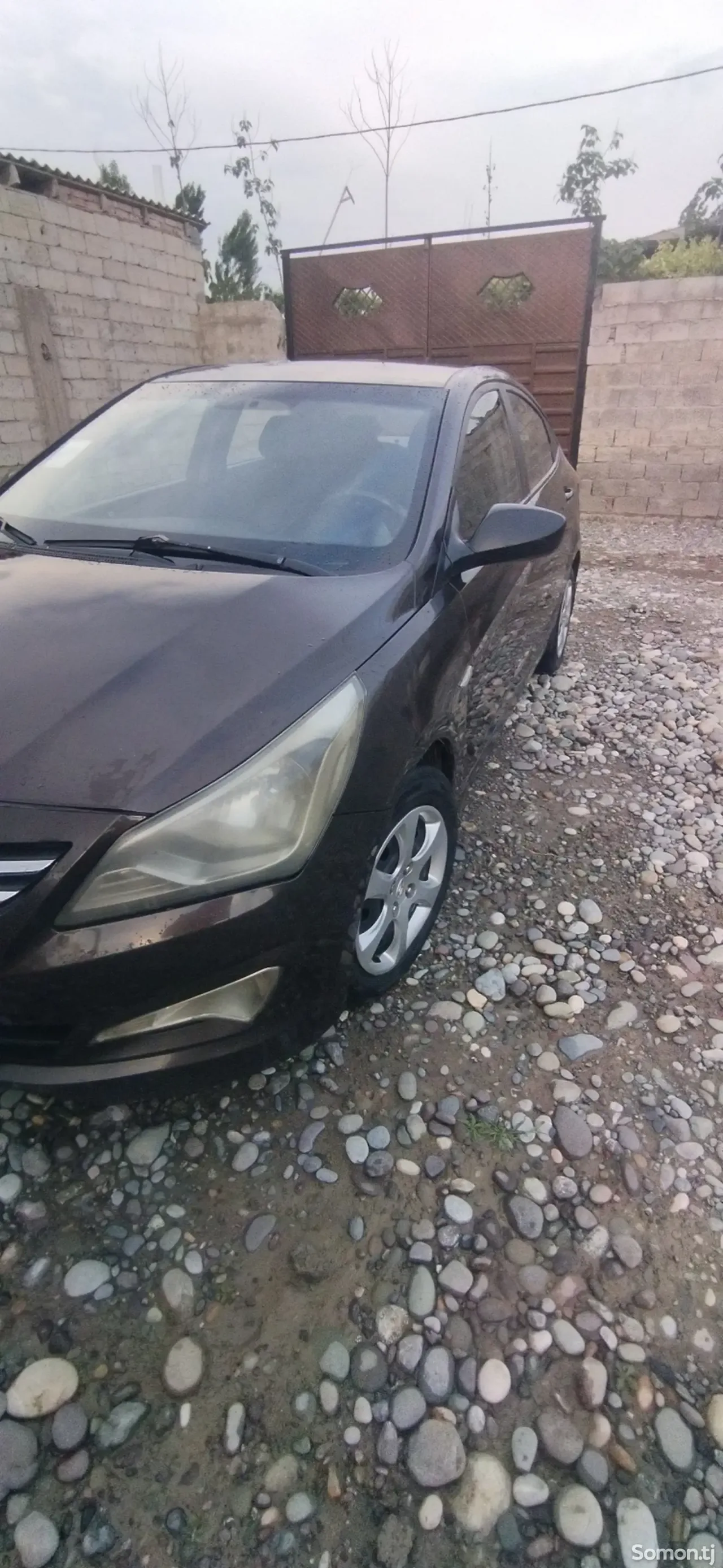 Hyundai Solaris 2015 · 1.6 AT