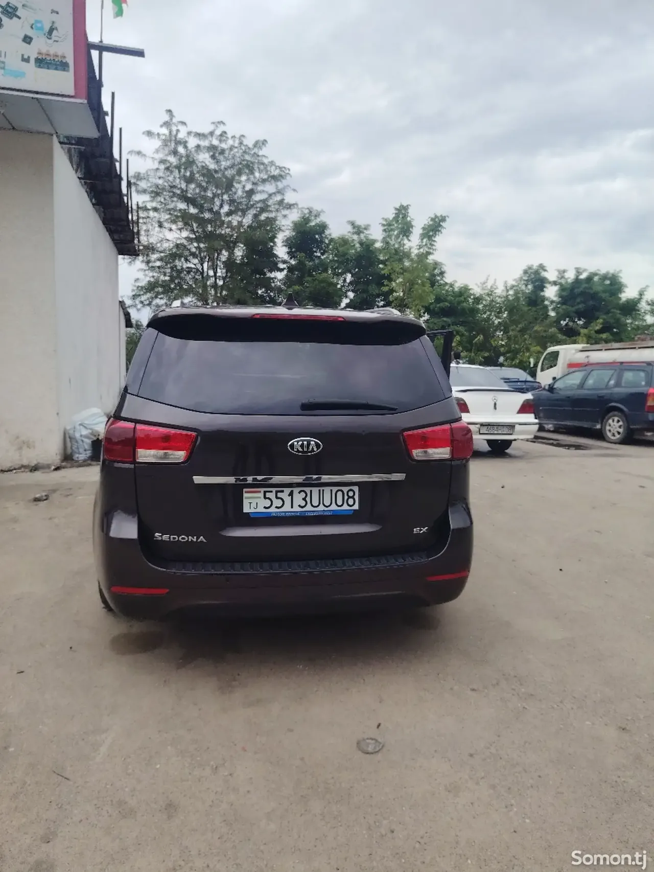 Kia Sedona 2014 · 3.3 AT