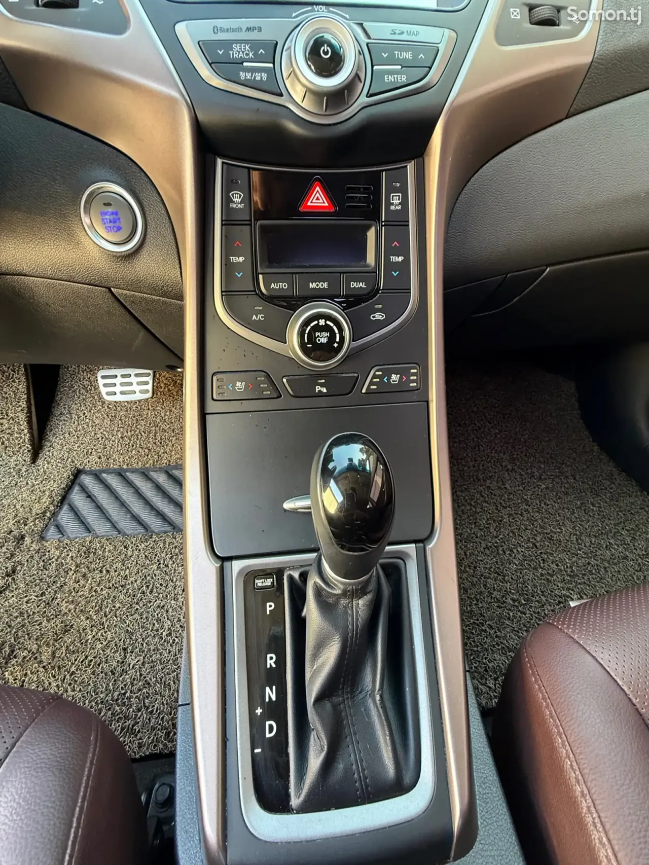 Hyundai Avante 2014 · 1.6 AT
