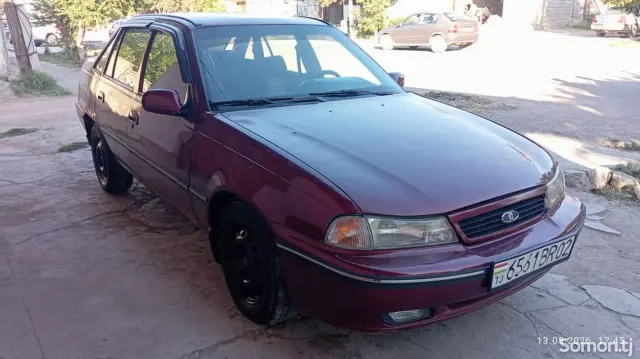 Daewoo Nexia 1995 · 1.5 MT