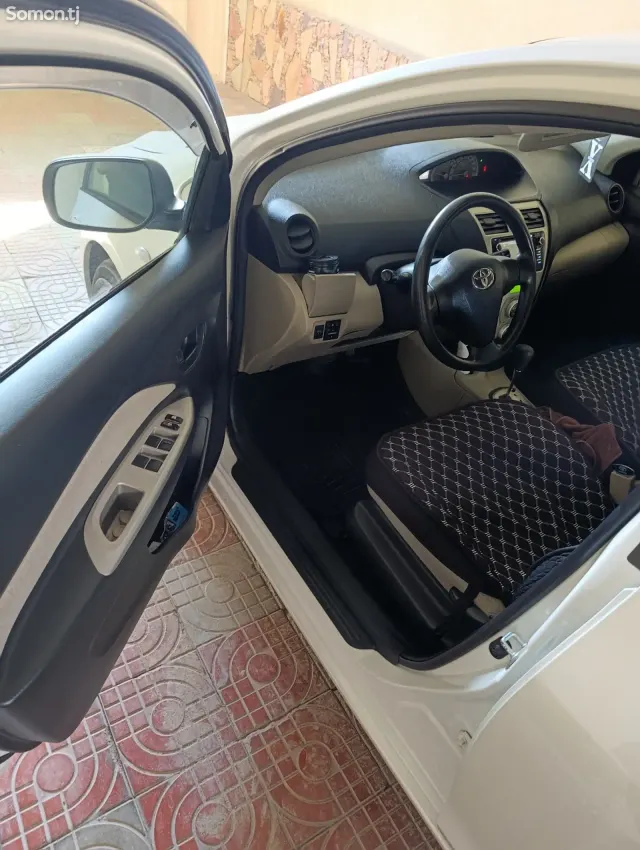 Toyota Belta 2008 · 1.5 AT