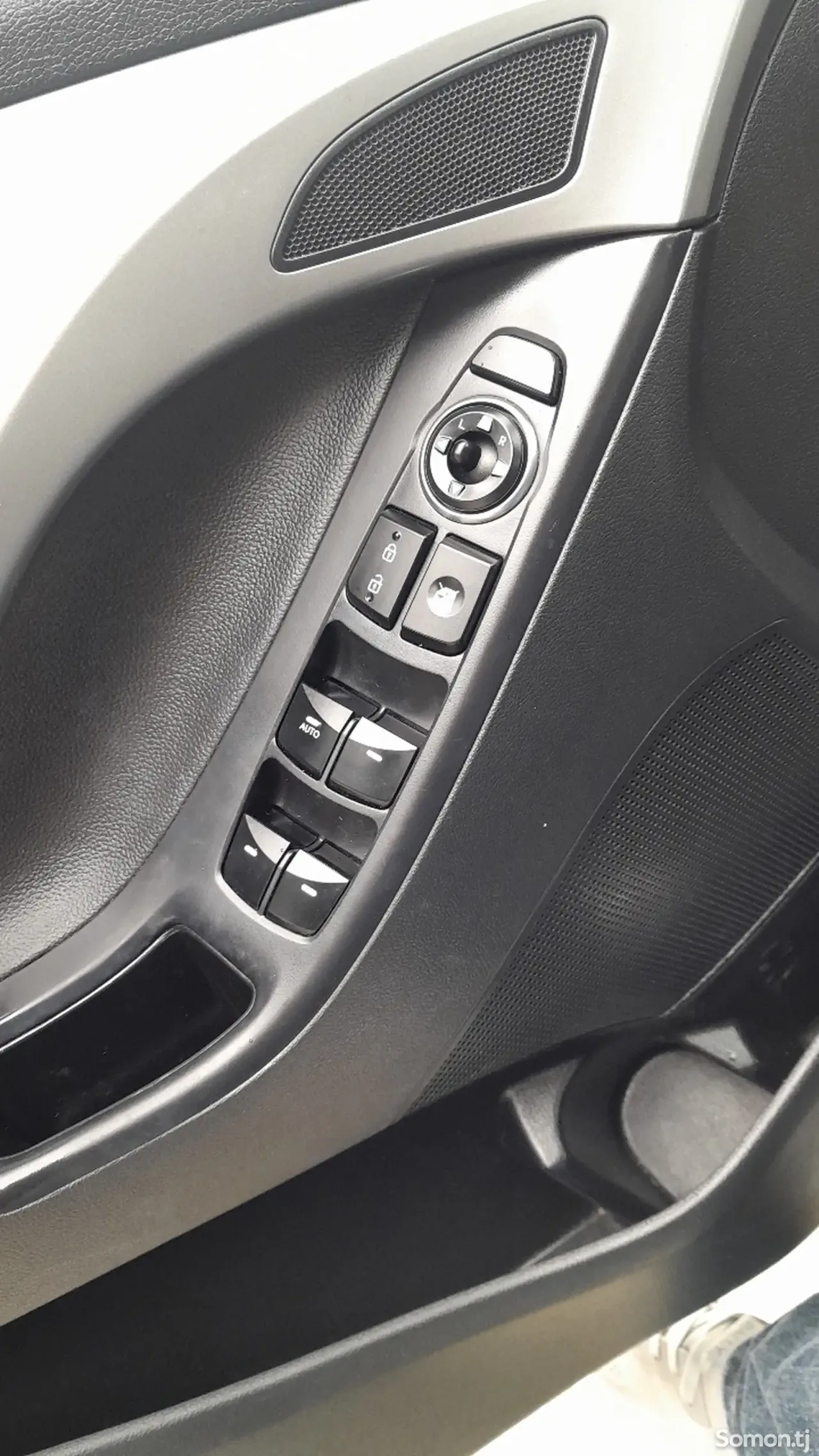 Hyundai Avante 2014 · 1.6 AT