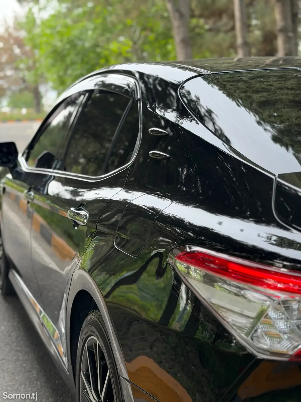 Toyota Camry 2019 · 2.5 AT