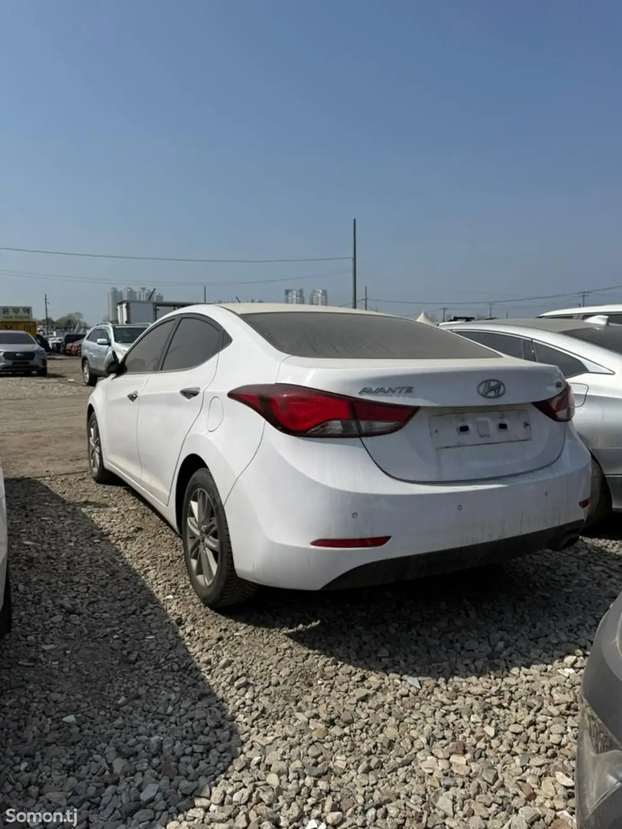 Hyundai Avante 2014 · 1.6 AT