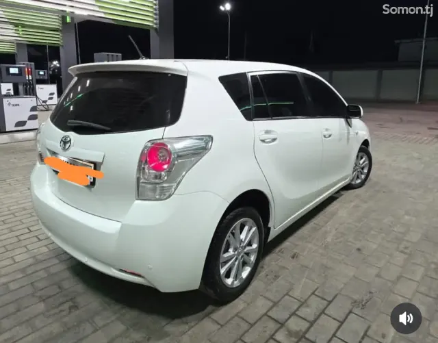 Toyota Verso 2011 · 2.0 MT