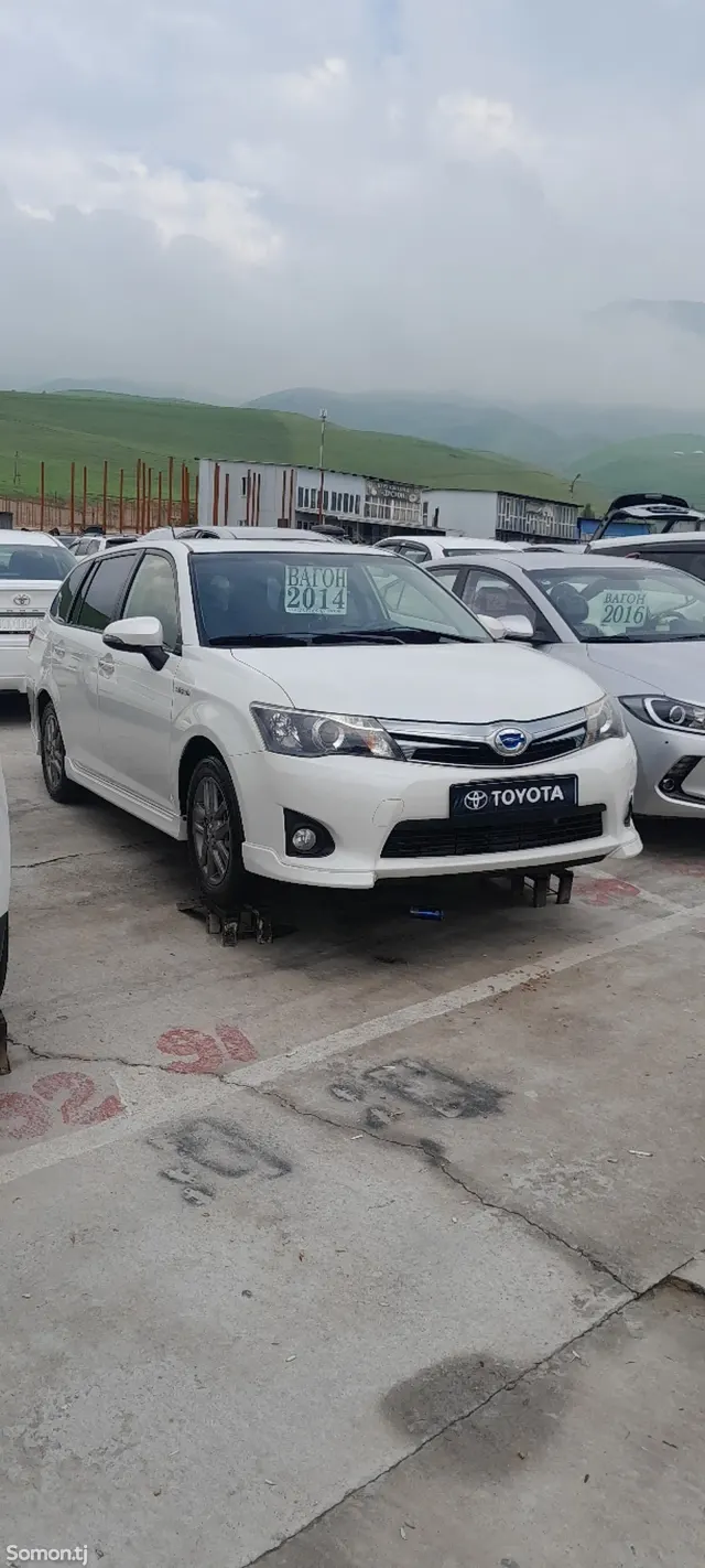 Toyota Fielder 2014 · 1.5 AT