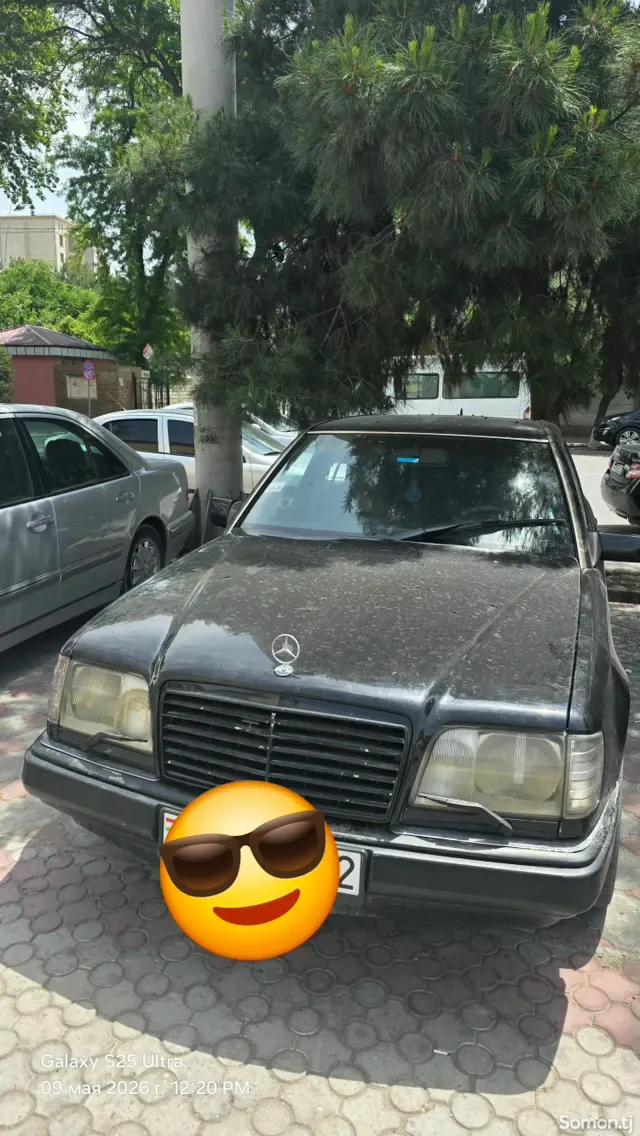 Mercedes-Benz W124 1994 · 2.0 MT