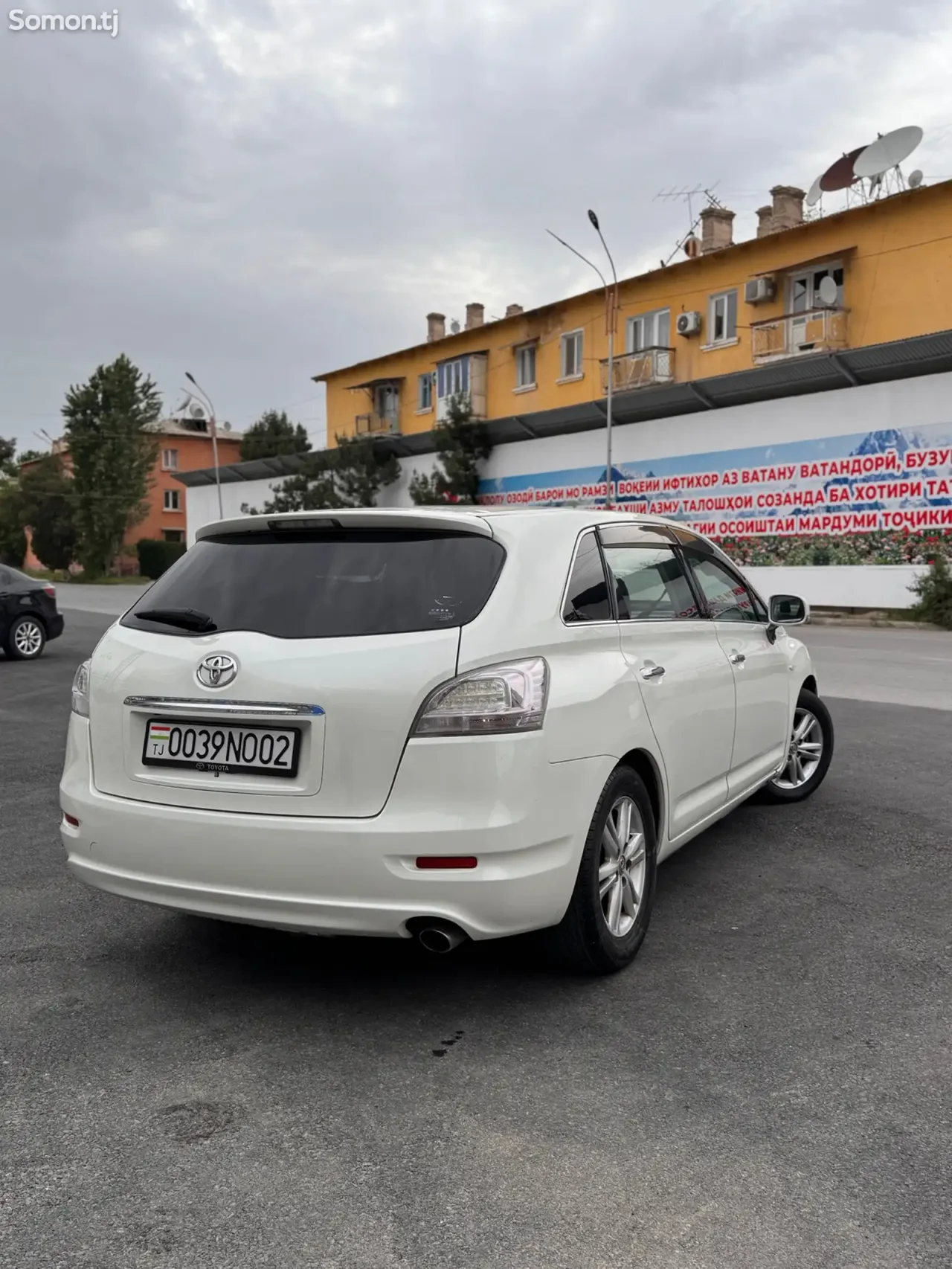 Toyota Mark X ZiO 2008 · 2.4 AT