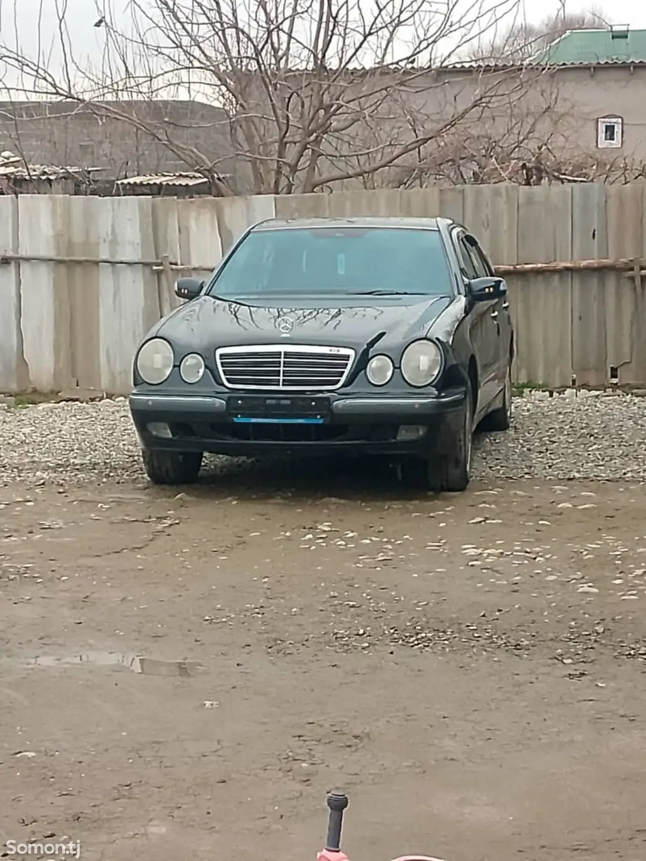 Mercedes-Benz E class 1999 · 2.0 MT