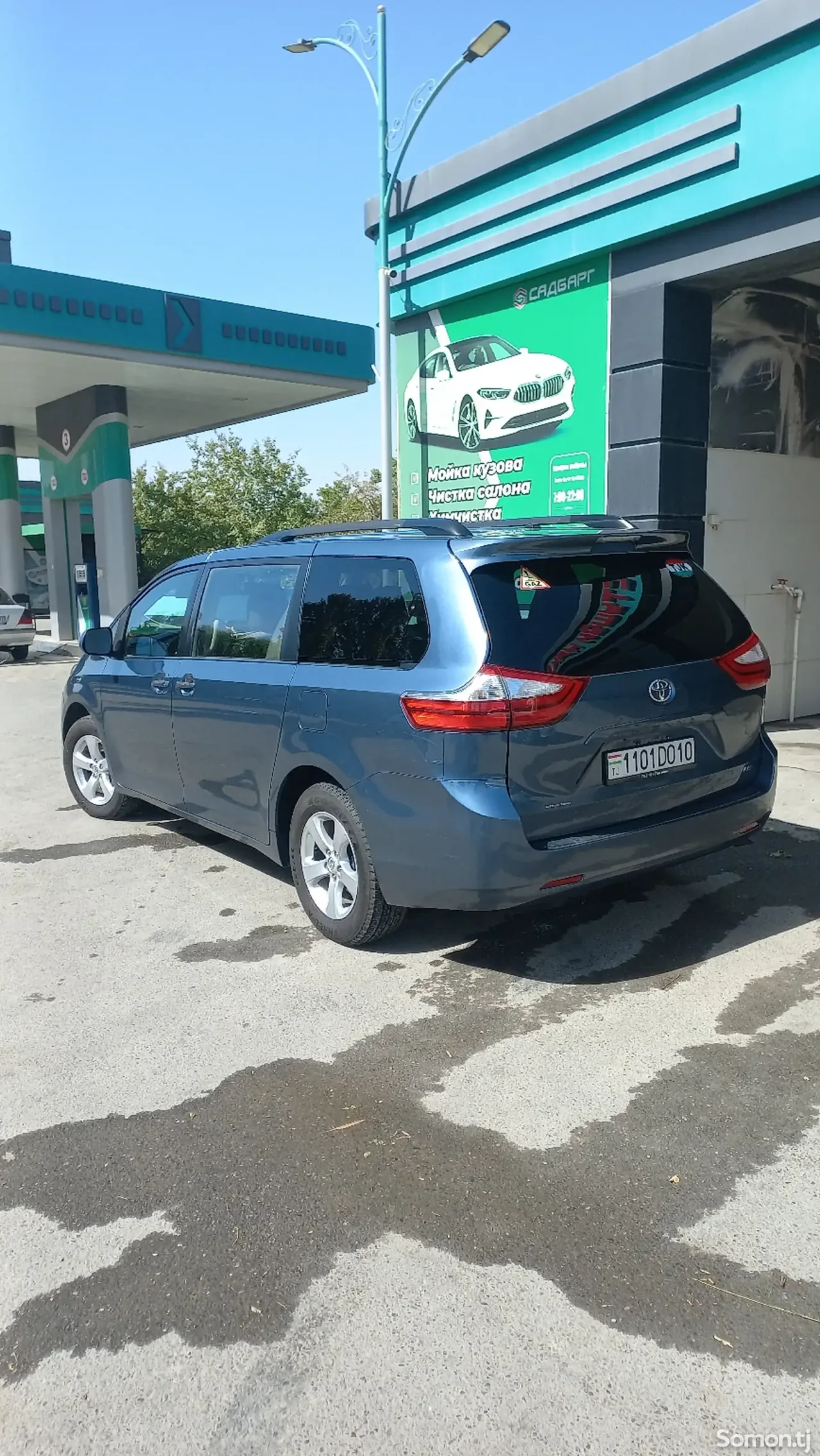 Toyota Sienna 2014 · 3.5 AT