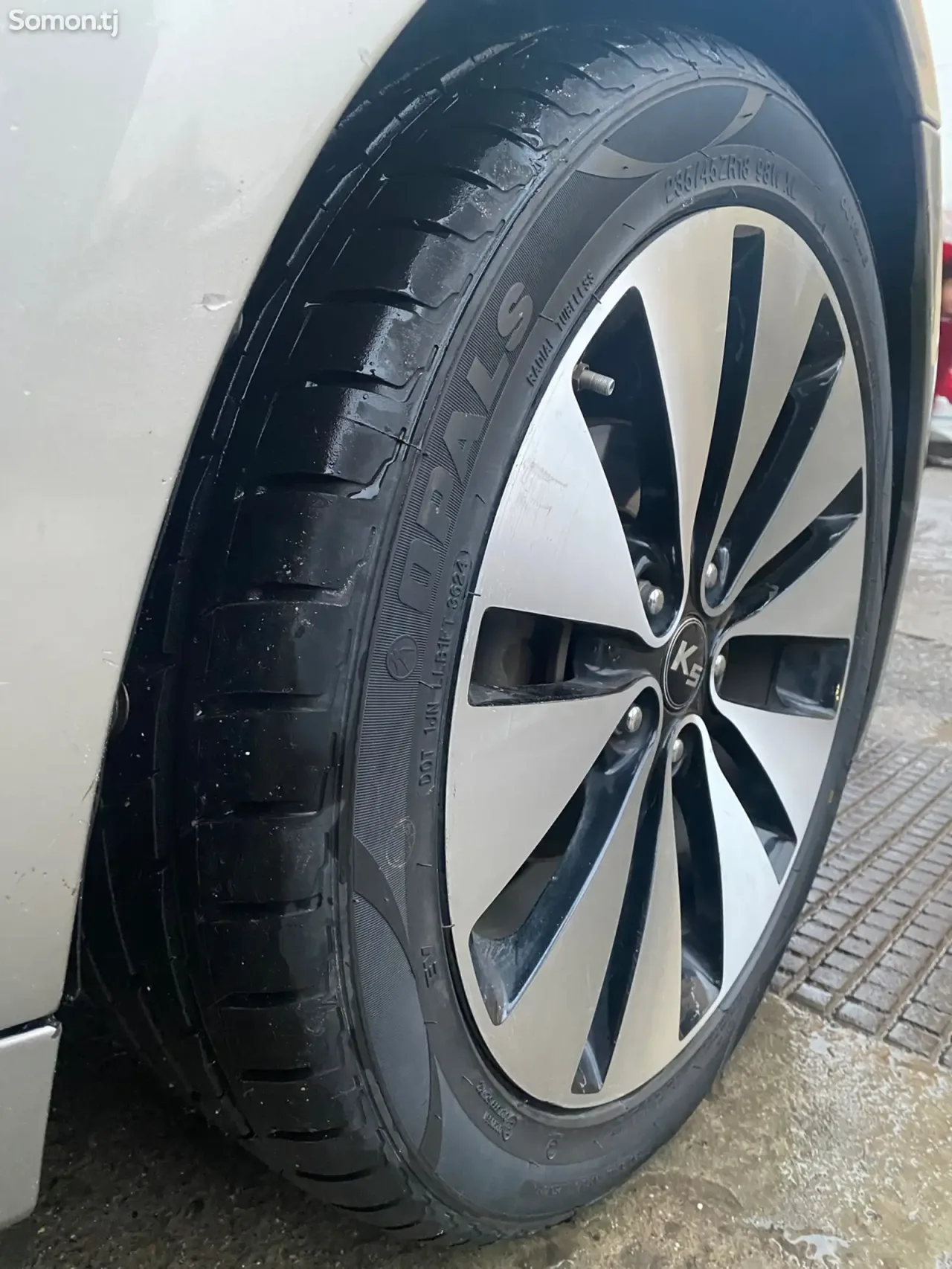 Kia K5 2011 · 2.0 AT