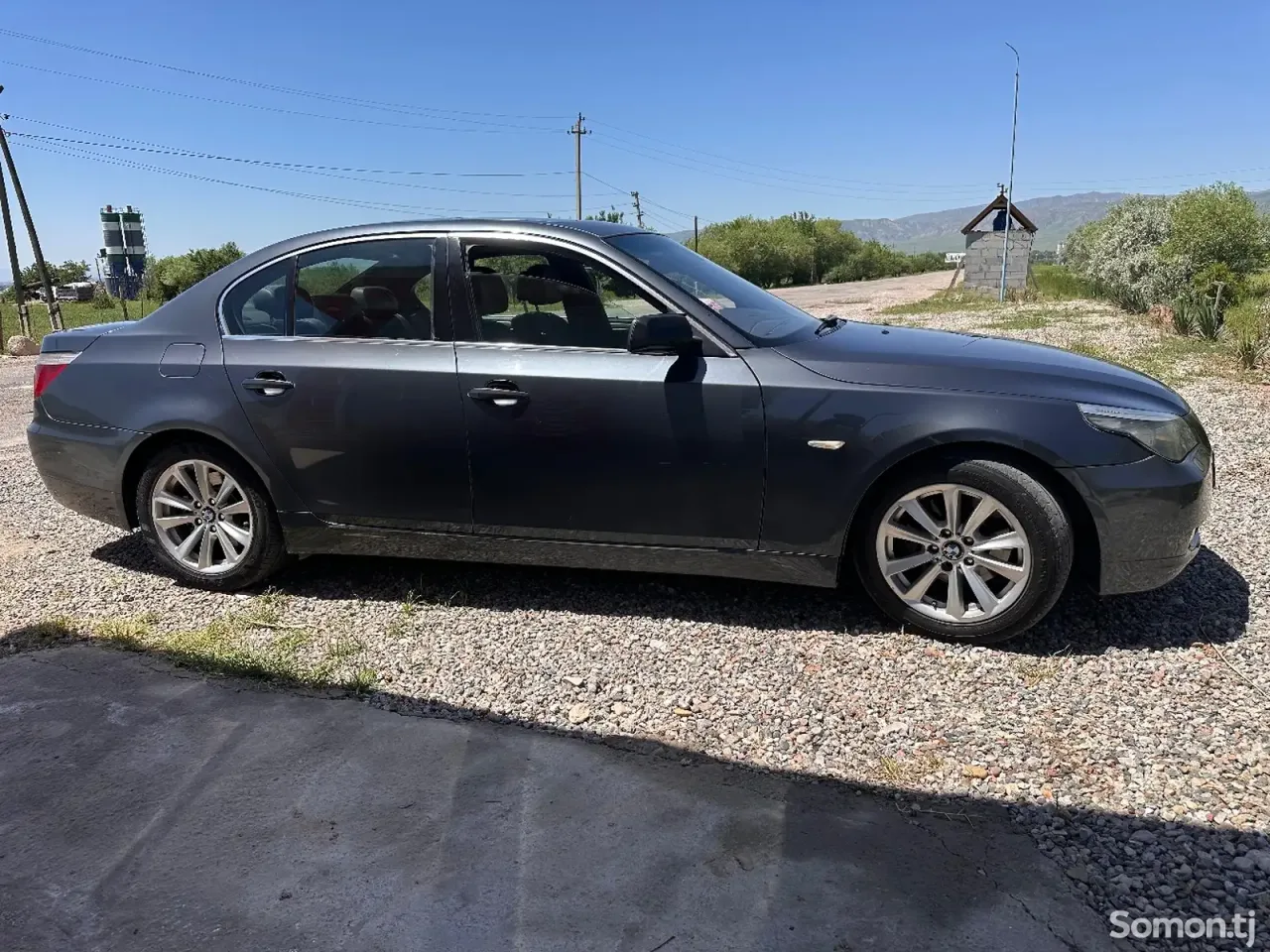 BMW 5 series 2009 · 2.5 AT