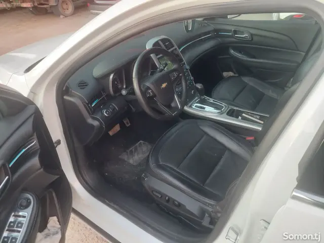 Chevrolet Malibu 2015 · 2.0 AT
