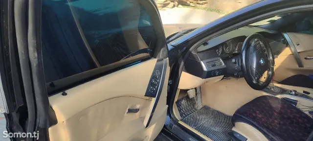 BMW 5 series 2004 · 2.4 AT