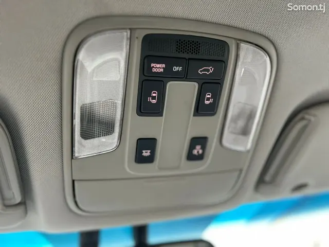 Kia Carnival 2014 · 2.0 AT