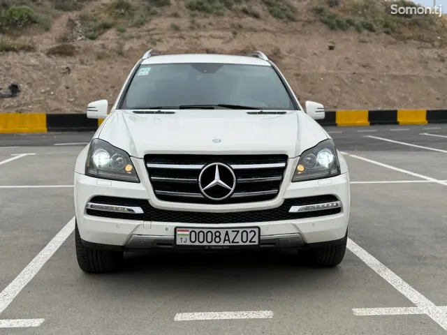Mercedes-Benz GLS 2012 · 3.5 AT