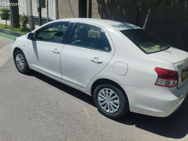 Toyota Belta 2007 · 1.3 AT