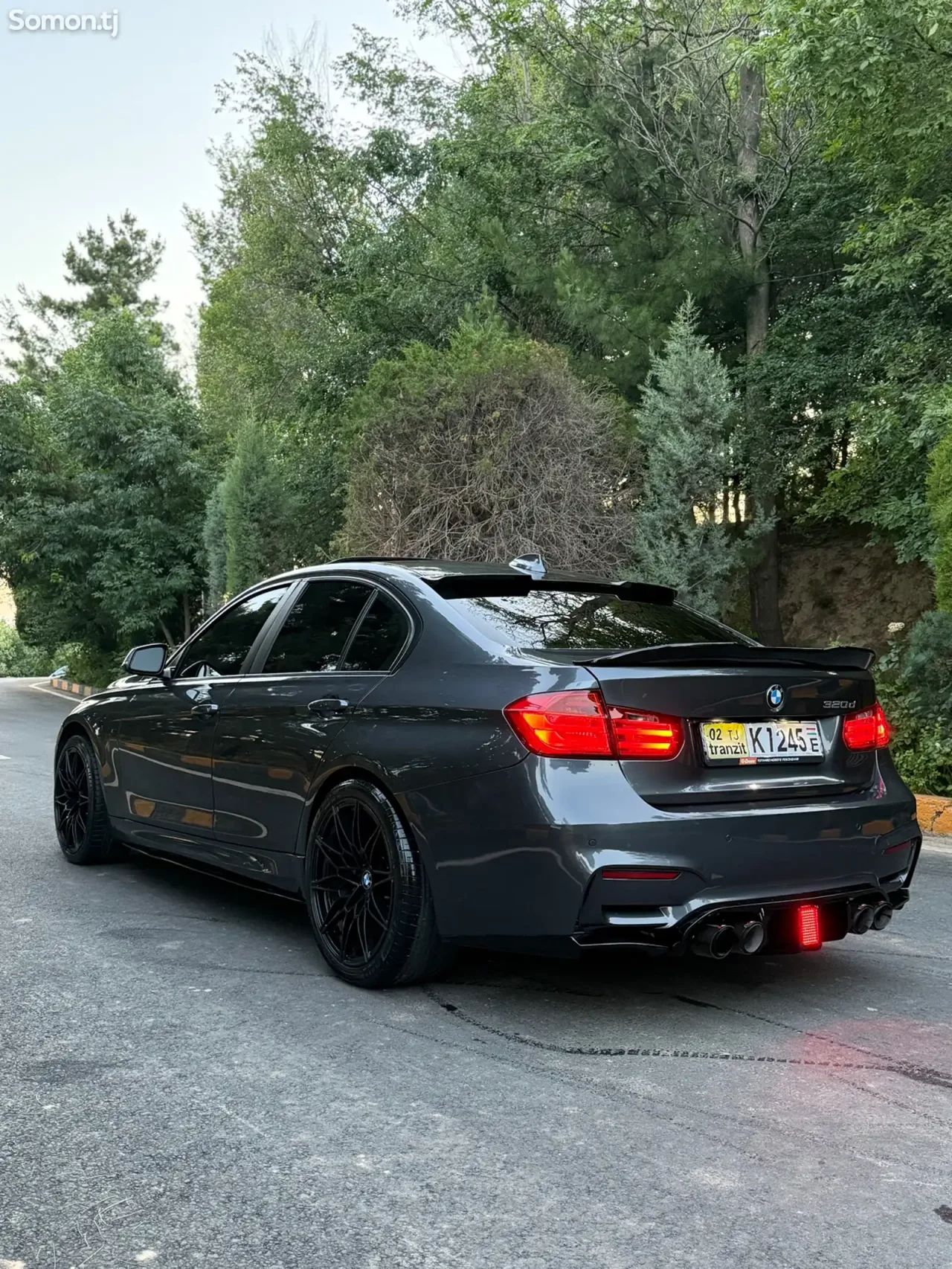 BMW 3 series 2013 · 2.0 AT