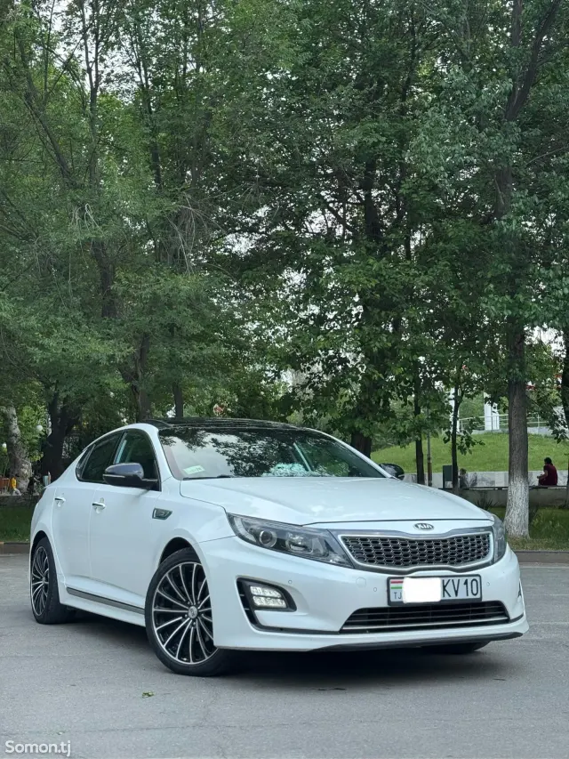 Kia K5 2015 · 2.0 AT