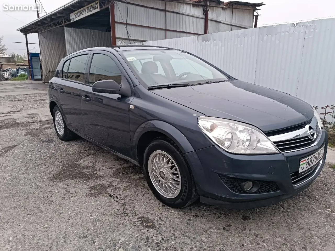 Opel Astra H 2008 · 1.4 MT