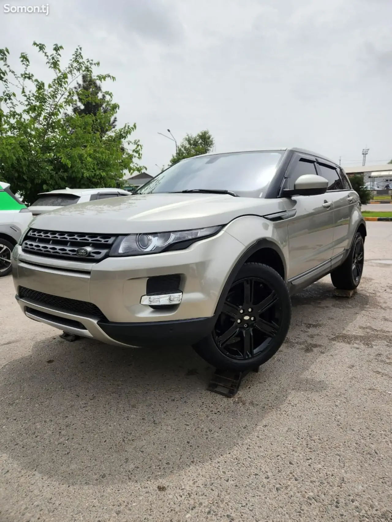 Land Rover Evoque 2015 · 2.0 AT