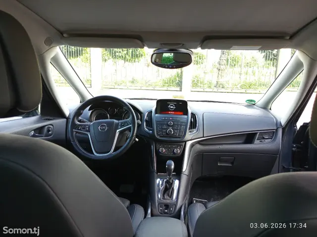 Opel Zafira 2016 · 2.0 AT