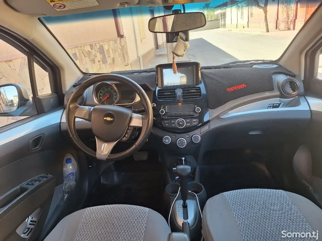Chevrolet Spark 2014 · 1.1 AT