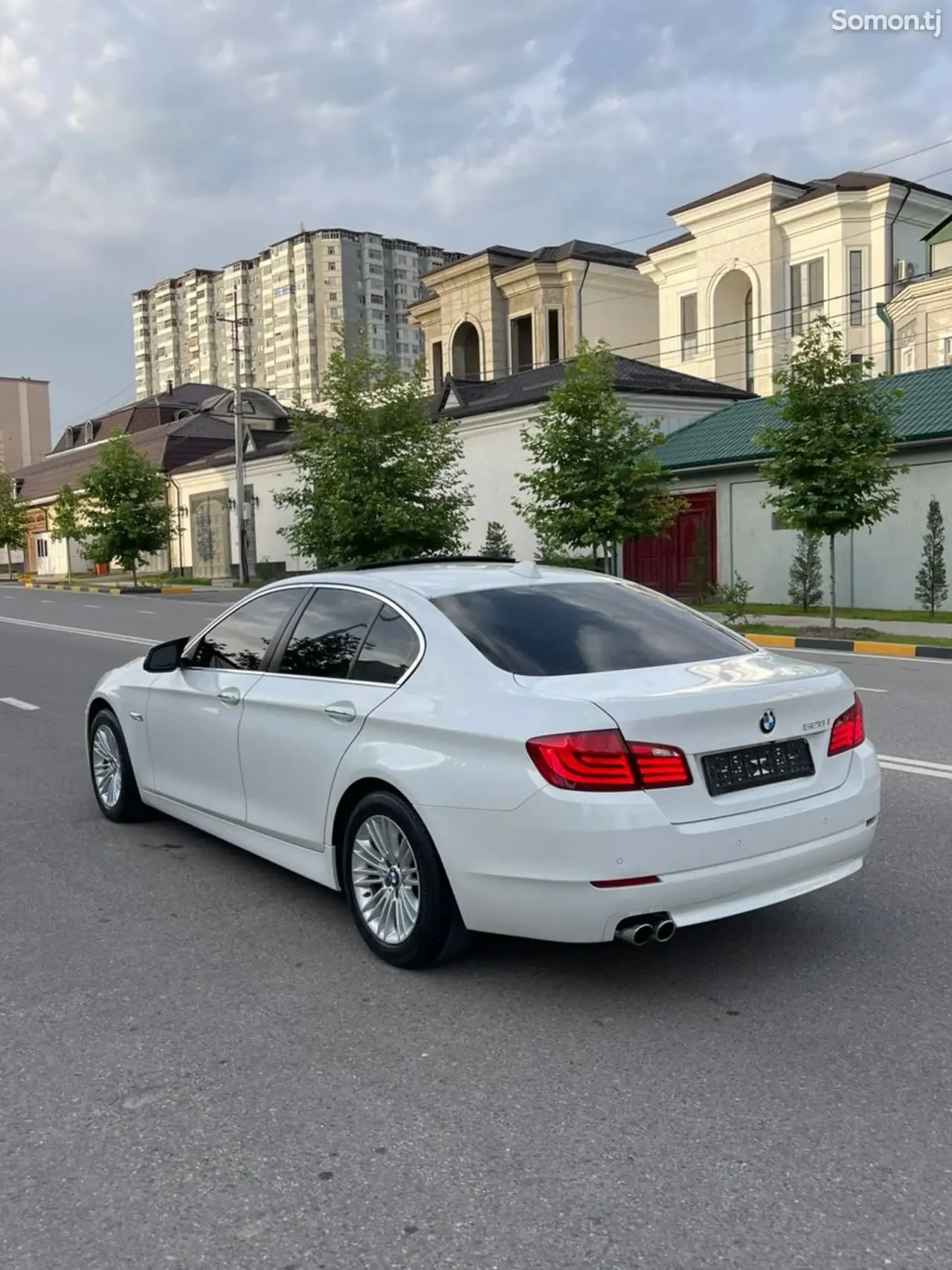 BMW 5 series 2014 · 2.0 AT