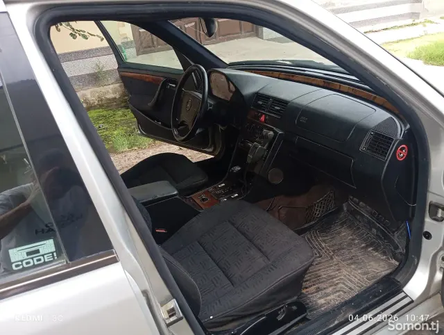 Mercedes-Benz C class 2000 · 1.8 AT