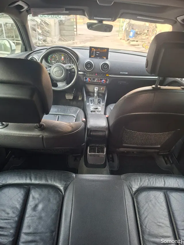 Audi A3 2016 · 1.8 AT